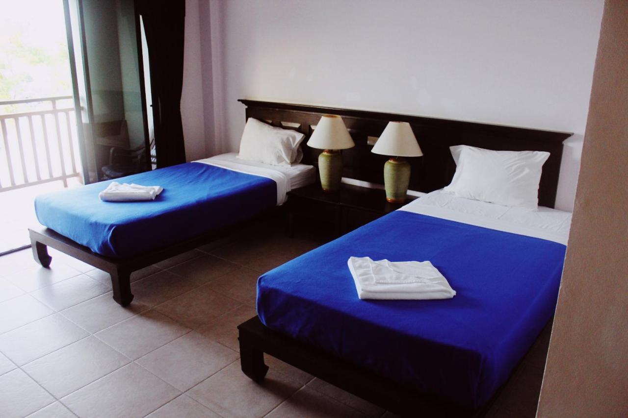 Bodega Phuket Patong (Adults Only) Hostel Екстериор снимка