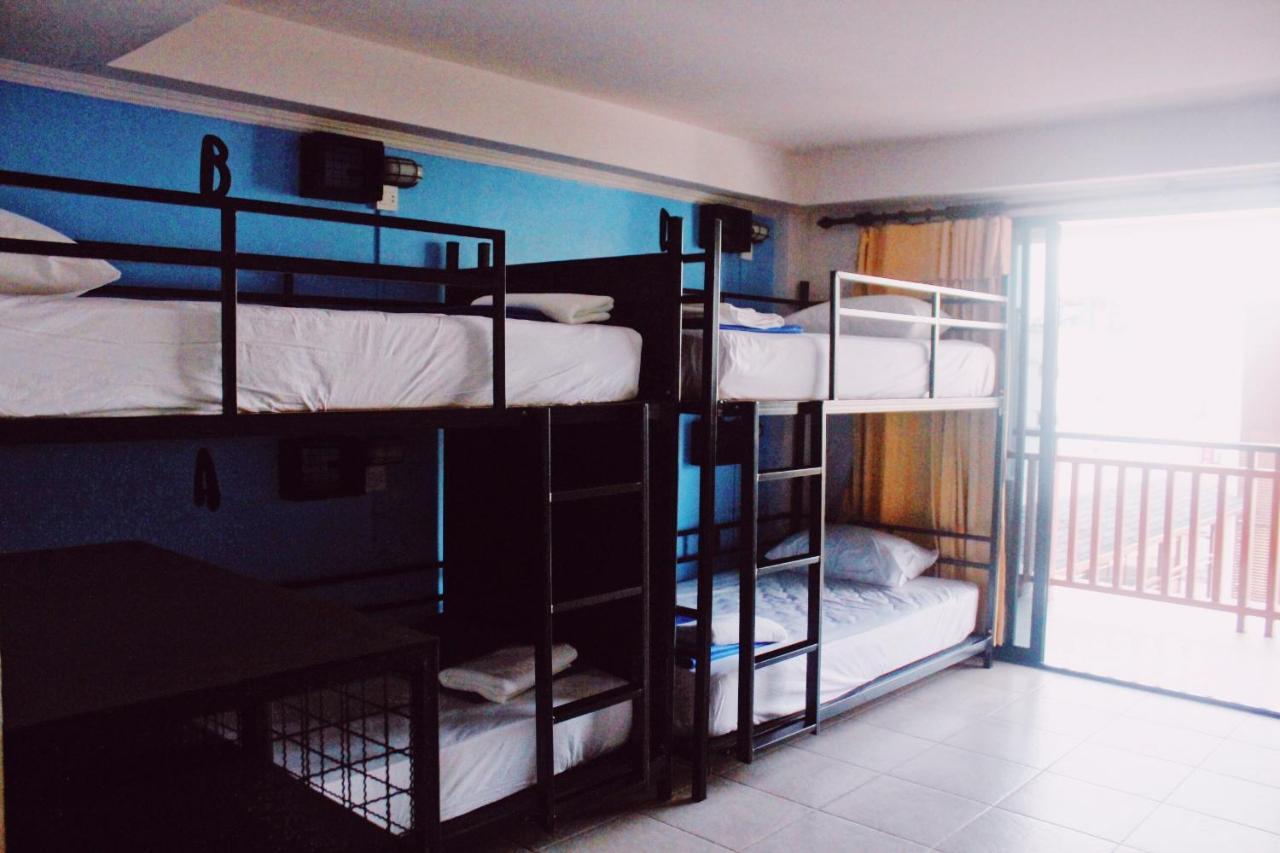 Bodega Phuket Patong (Adults Only) Hostel Екстериор снимка